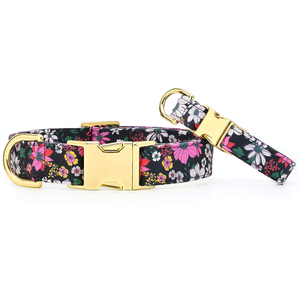 Floral print dog outlet collar